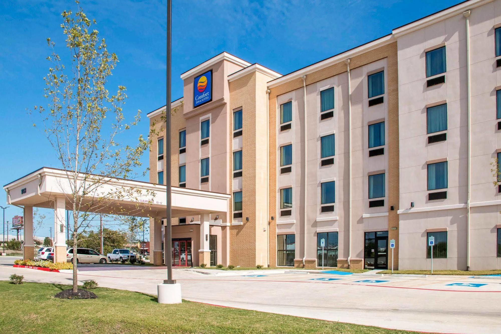 Comfort Inn & Suites Сан Маркос Экстерьер фото